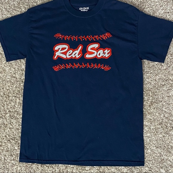 Gildan Other - Red Sox T-Shirt-Medium